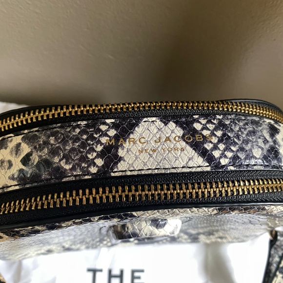 Marc Jacobs python embossed crossbody - Picture 7 of 13